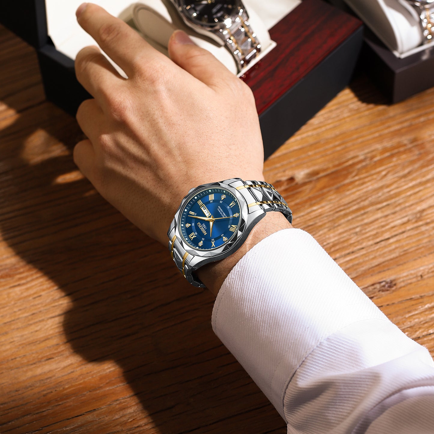 A new type of fashionable and casual quartz watch with luminous double date for men and water resistance