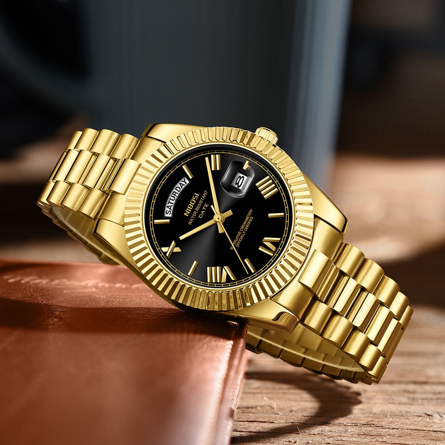 Fashionable and trendy men's watch, solid steel band crown, black dial quartz wristwatch for men